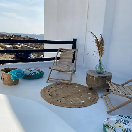 Aderfia With Private Hot Tub Willa Ornos (Mykonos)