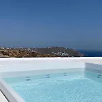 Villa Aderfia With Private Hot Tub *