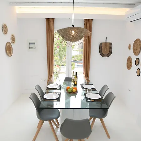 Villa Aderfia With Private Hot Tub Ornos (Mykonos)