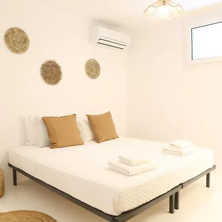 Villa Aderfia With Jacuzzi Ornos (Mykonos)