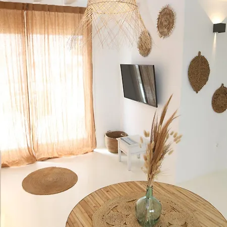 Villa Aderfia With Jacuzzi