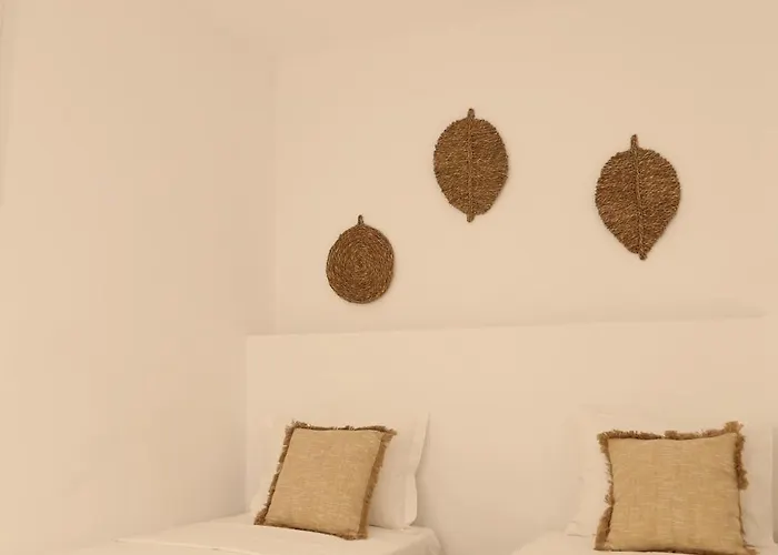 Aderfia With Private Hot Tub Орнос