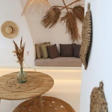 Aderfia With Private Hot Tub